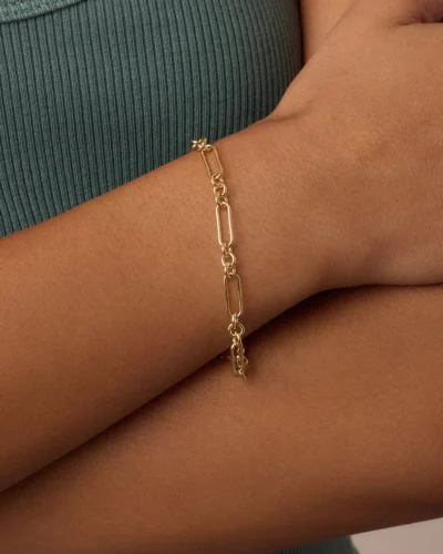 259-206-G_3_51be5f4c-904d-4369-8464-8af8bff27bfa Reed Link Bracelet
