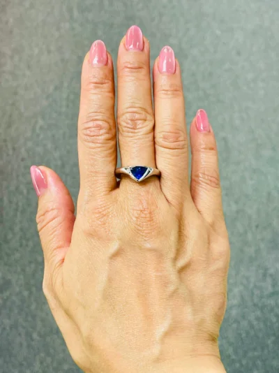 1.69 Carat Sapphire Signet Ring