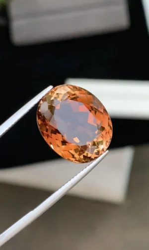 Imperial Color 25.84 Ct top Quality Topaz